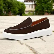 Loafer Masculino em Couro Camurça Forrado em Couro e Palmilha em Couro