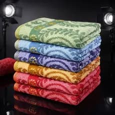 Toalhas de Banho Estampada Grande 140cm x 70cm Felpuda Macia Alta Qualidade Bordada Sortida