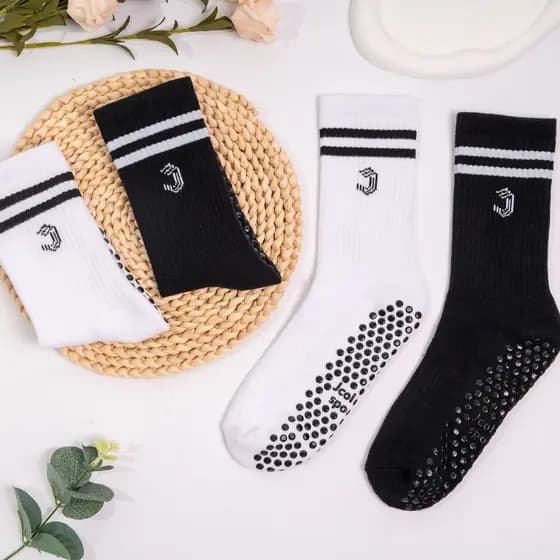 Kit 5 Pares Meias esportivas femininas antiderrapantes de cano médio