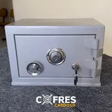 Cofre Segurança De (20cm) Concretado Novo Direto Da Fábrica