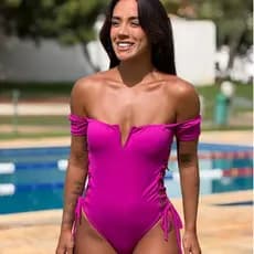 Maiô Body Feminino Com Bojo Manguinha Vazado nas Laterais com Rolete - Tamanho M 38/42