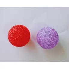 KIT 2 UNIDADES DE BOLINHA COM GUIZO PARA GATOS CORES VARIADAS