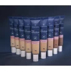 Base Líquida Antioxidante MiamaKe Multifuncional Cobertura Média Matte Hidratante Pele Uniforme