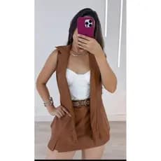 Conjunto Shorts Saia Com Colete de Courino Fake Couro  Sobretudo Moda Feminina