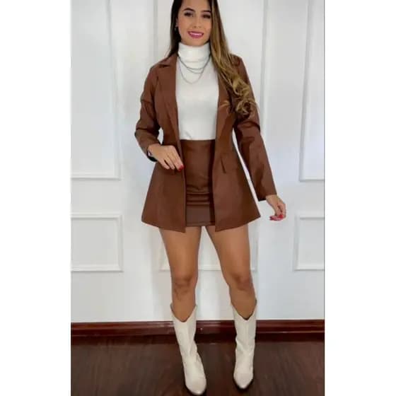 Conjunto Max Blazer + Short Saia Couro Fake