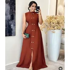 Vestido Longo Detalhes em Botões Abertura nas Pernas Alfaiataria Marrant Acinturado Tendência Moda