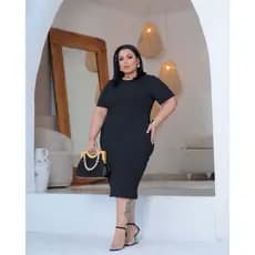 Vestido Preto Plus Size Tubinho Elegance Midi Canelado