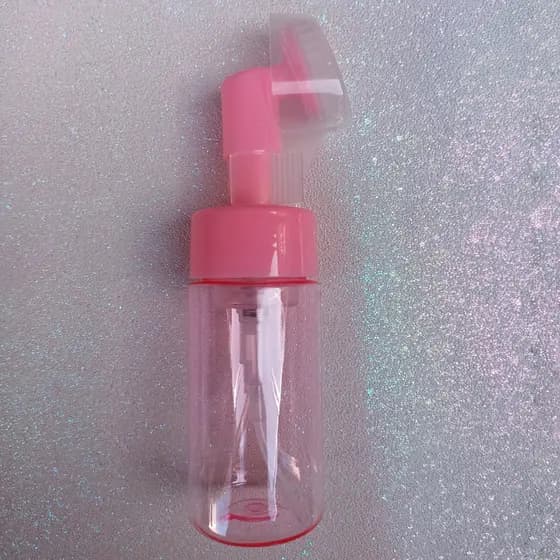 Frasco Espumador Pump Rosa Com Escova De Silicone Para Limpeza Facial 100ml