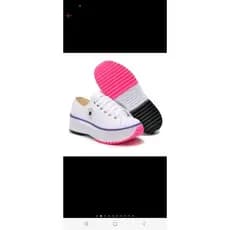Tenis feminino tratorado