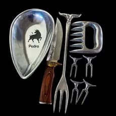 Kit Churrasco Personalizado Completo com Faca Inox, Garfo, Garra de Urso e Acessórios