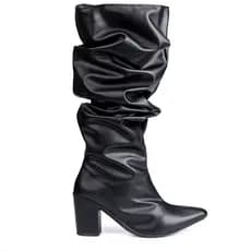 Bota Feminina Domidona Slouchy Enrugada Salto Confortável Bico Fino Luxo