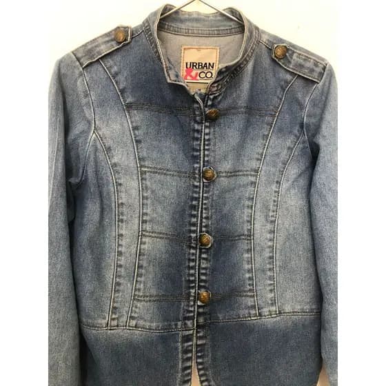 Jaqueta Jeans Urban & Co - Casaco feminino - Roupa para mulheres - Bazar/Brechó