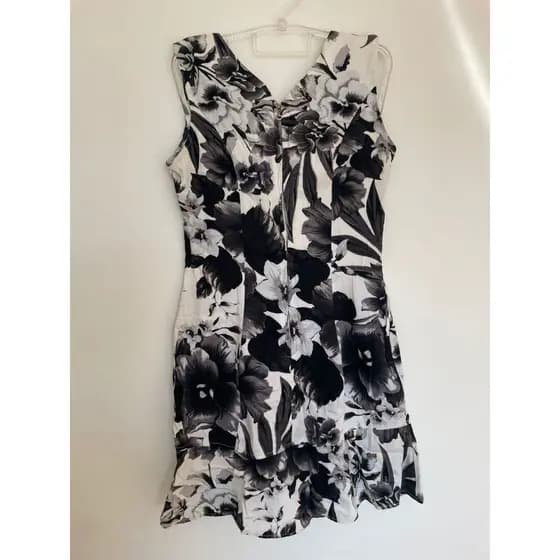 Vestido feminino estampado - Roupa de mulheres casual - Vestido curto preto e branco - Bazar/Brechó