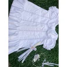 Vestido Infantil Branco Bordado com Renda – Batizado e Festas
