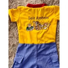 jardineira bordada do toy story/ jardineira tema toy story infantil