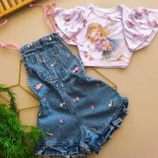 Macaquinho jeans bordado com cropped - modinha menina