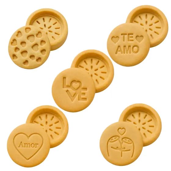 Kit Biscuits Namorados Delicart3D Biscoito Recheado Gourmet 5cm com Fundo Removível
