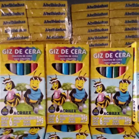 kit de 15 giz de cera com 6 cores cada
