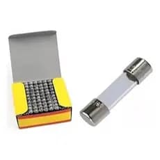 Kit com 10 Fusíveis 10A ( 6 x 30)  Vidro Resistente Segurança para Equipamentos Elétricos