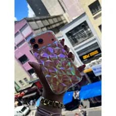 Capa Capinha Holográfica Cristal 3D Premium + Kit Proteção de Câmera Anti Inpacto Transparente Luxo para Iphone