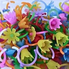 25 Mini Anéis Com flor de Plástico para Lembrancinhas Sacolinha***