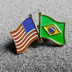 Bótom Pin Broche Pin Bandeira Brasil X Estados Unidos USA EUA BR Diplomático