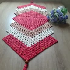 TRILHO DE MESA CROCHÊ COM TASSEL /TRILHO DE MESA CROCHÊ