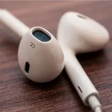 Fone de ouvido Branco com caixinha ergonômico para celular confortável