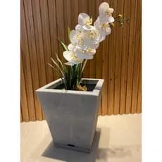 Vaso Planta Em Polietileno Coluna Escovada Quadrada  Nº2 37,5x29x29