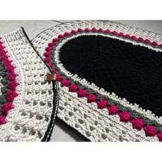 Par de tapetes Oval 2 Peças | Tapete para banheiro | Feito a mão | 70 cm X 54cm Pronta Entrega. Presente de dia das mães