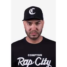 Boné Aba Curva Collab Starter X Compton Logo Fechado FlexFit Preto