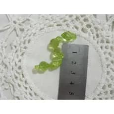 miçangas pingente moranguinho acrílico verde 10 pçs