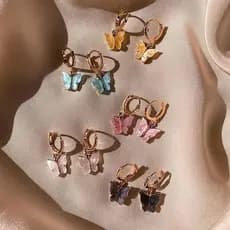 Brinco de Argola Borboleta diferente moda aesthetic fofo
