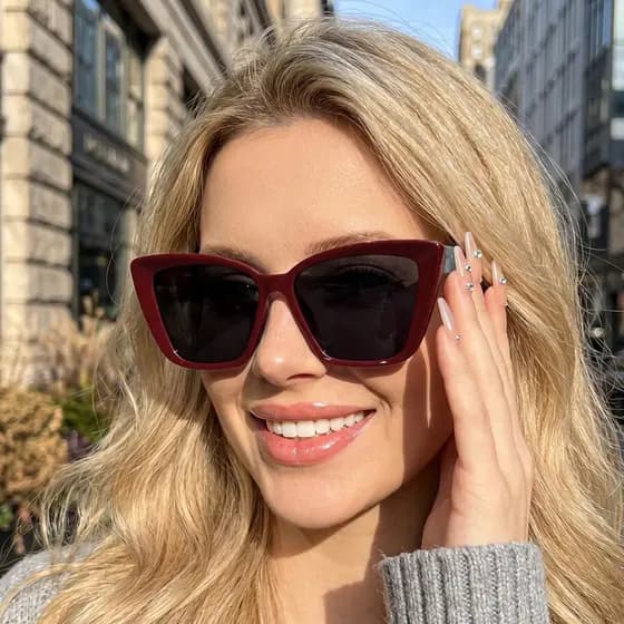 Óculos de Sol Feminino Gatinho Ilook Sofisticado Vermelho Armação para Grau UV400