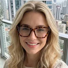Armação Feminina para Grau Ilook Estilo Gatinho Resina Confortável Hastes com Mola