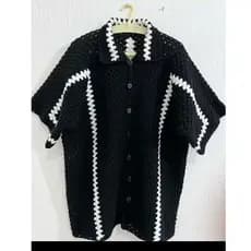 Camisa masculina de crochê com gola e manga curta plus size