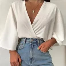Blusa Feminina Transpassada Manga Morcego Decote V Cropped Canelada
