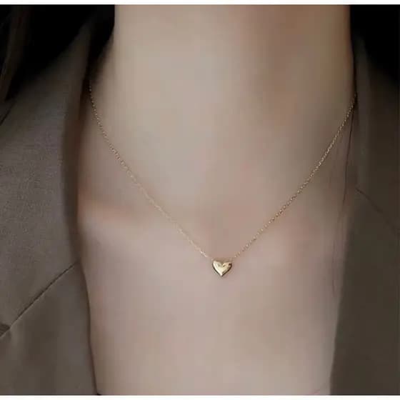 Colar Gargantilha Delicado Dourado com Coração Pequeno Banhado a Ouro 18k+Brinde