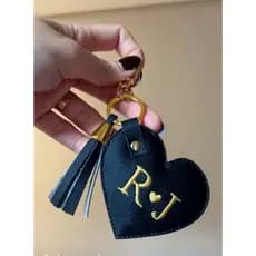 Chaveiro personalizado com inicial