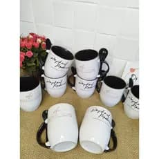 Caneca Colorida com Colher Personalizada