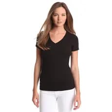 Camiseta feminina modelo baby look manga curta malha  confortável