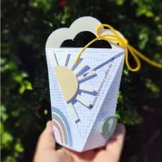 Caixinha Bolsinha Personalizada – Primeira Volta ao Sol - Pegue e Monte!