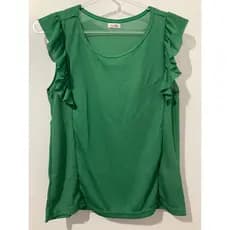 Blusa  Canelada Regata Alça Larga com Babados nas Laterais - Camiseta Regata Ribana Canelada - Regata Alça Larga- Regata Social - Blusa com Babado -  Alice Verde