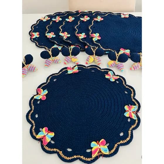 Sousplat de Crochê Premium | Modelo Borboletas  | Lugar Americano | Mesa Posta | Crochê Decorativo | Feito à Mão