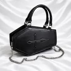 Bolsa Obsidian - formato de caixão com cruz gótica couro sintético 2 alças