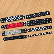 Bracelete Piramide Spike Pulseira Punk Rock Courino Gótico Emo Heavy Metal Anime Acessório