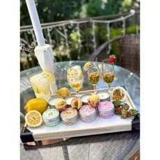 Vela Aromática Perfumada Artesanal 90g Lux Candle - Coleção Frutada - Lata com Tampa - Vários Aromas.