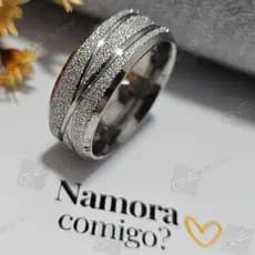 Aliança de Casamento Jateada Prateada com Friso Ondular e Diamantada Aço Inox Larga 8mm