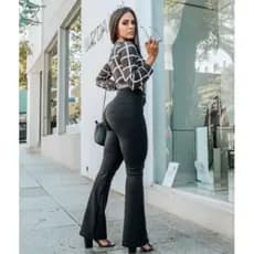 Calça Bandagem Flare | Preta | Tecido Grosso