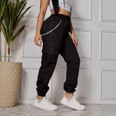 Calça Cargo Jogger Feminina Tactel com Corrente e bolsos laterias